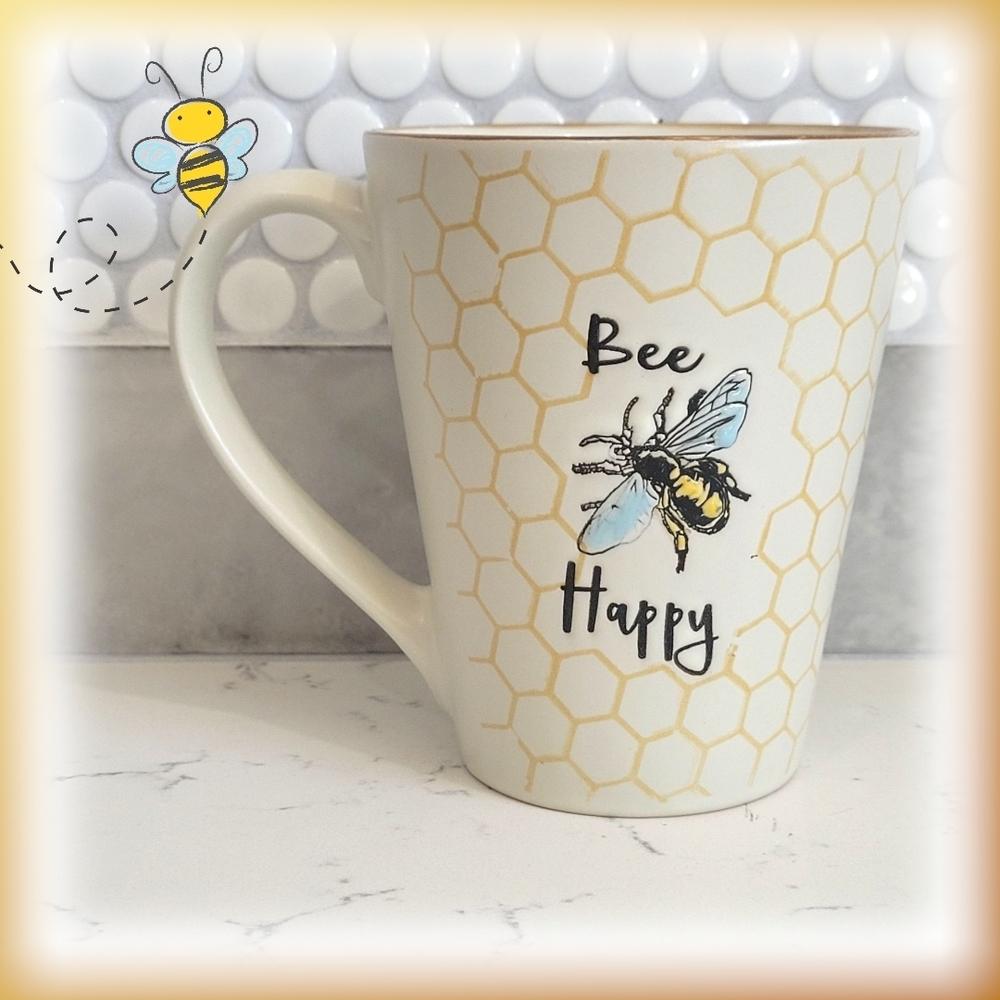 Spectrum Designz Bee Happy Blue Winged Bees Honeycomb Tall 17 Oz Mug - NWT